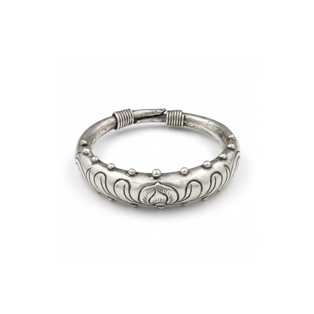 Miao Silver Bracelet | Ethnic Heritage