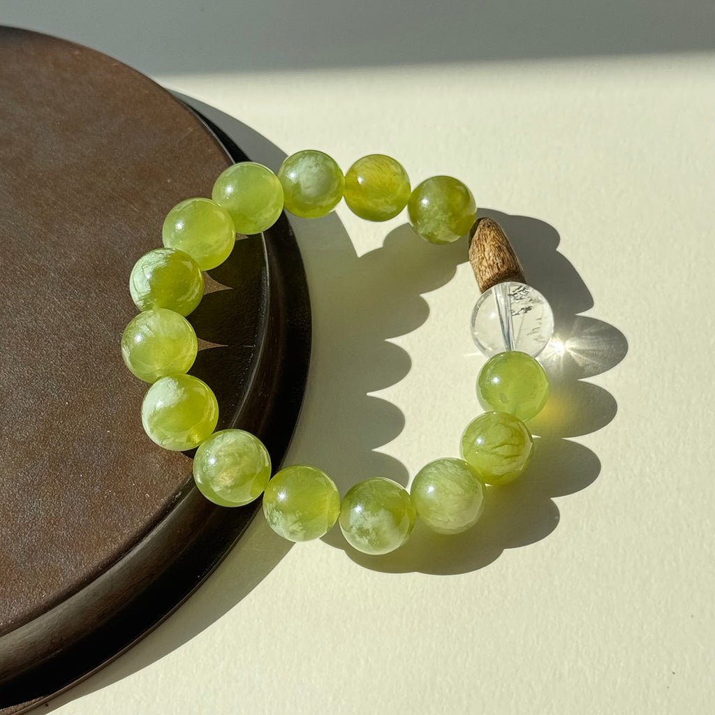Xiuyan Jade & Agarwood Bracelet