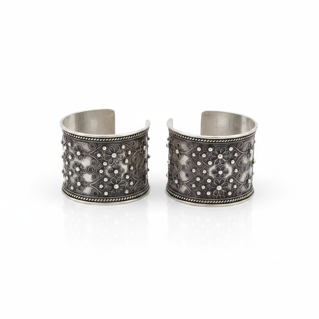 Miao Silver Bracelet  | Ethnic Heritage
