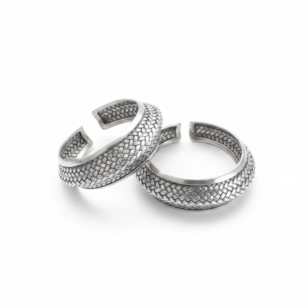 Miao Silver bracelet | Ethnic Heritage