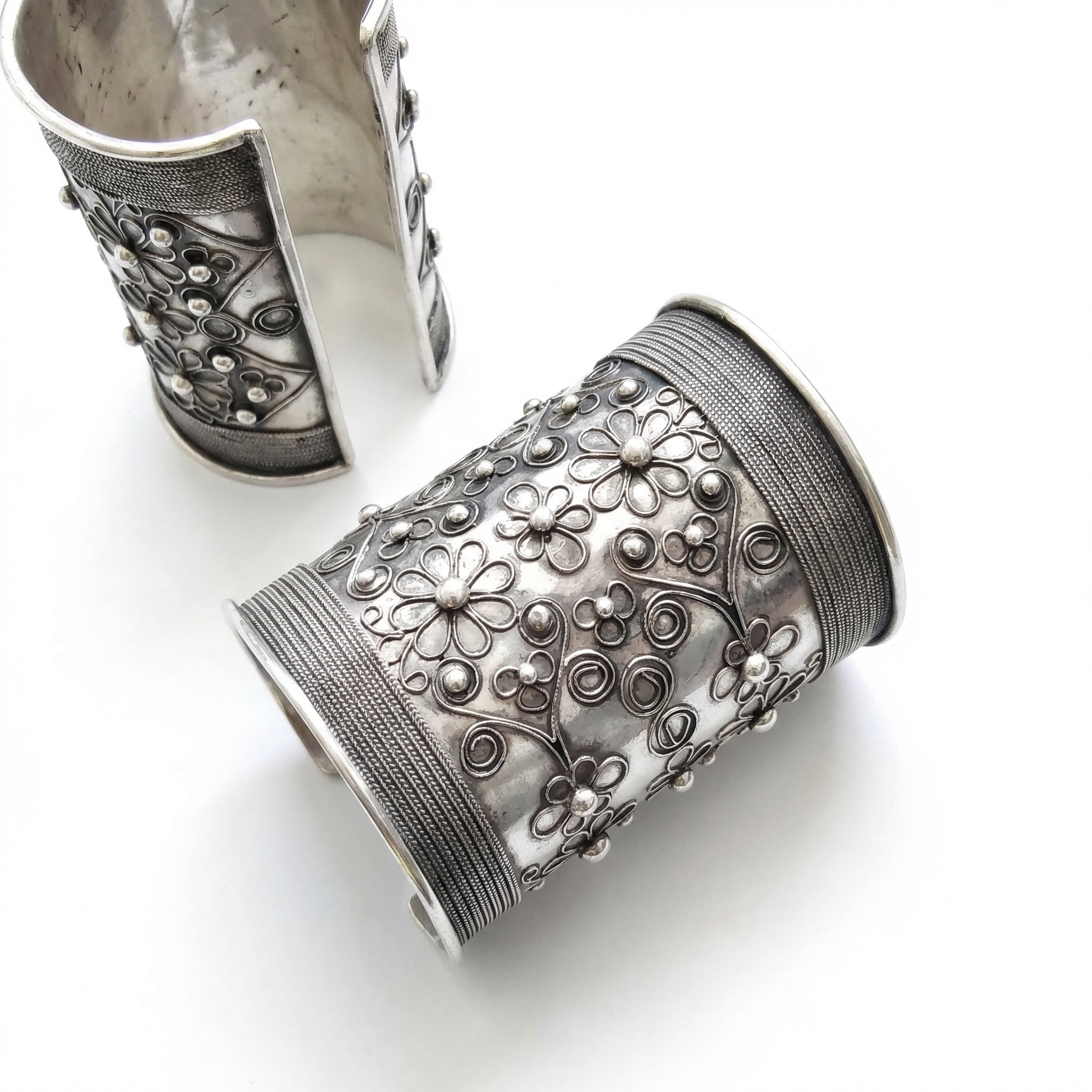 Miao Silver Bracelet  | Ethnic Heritage