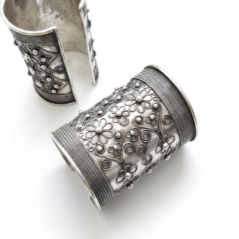 Miao Silver Bracelet  | Ethnic Heritage