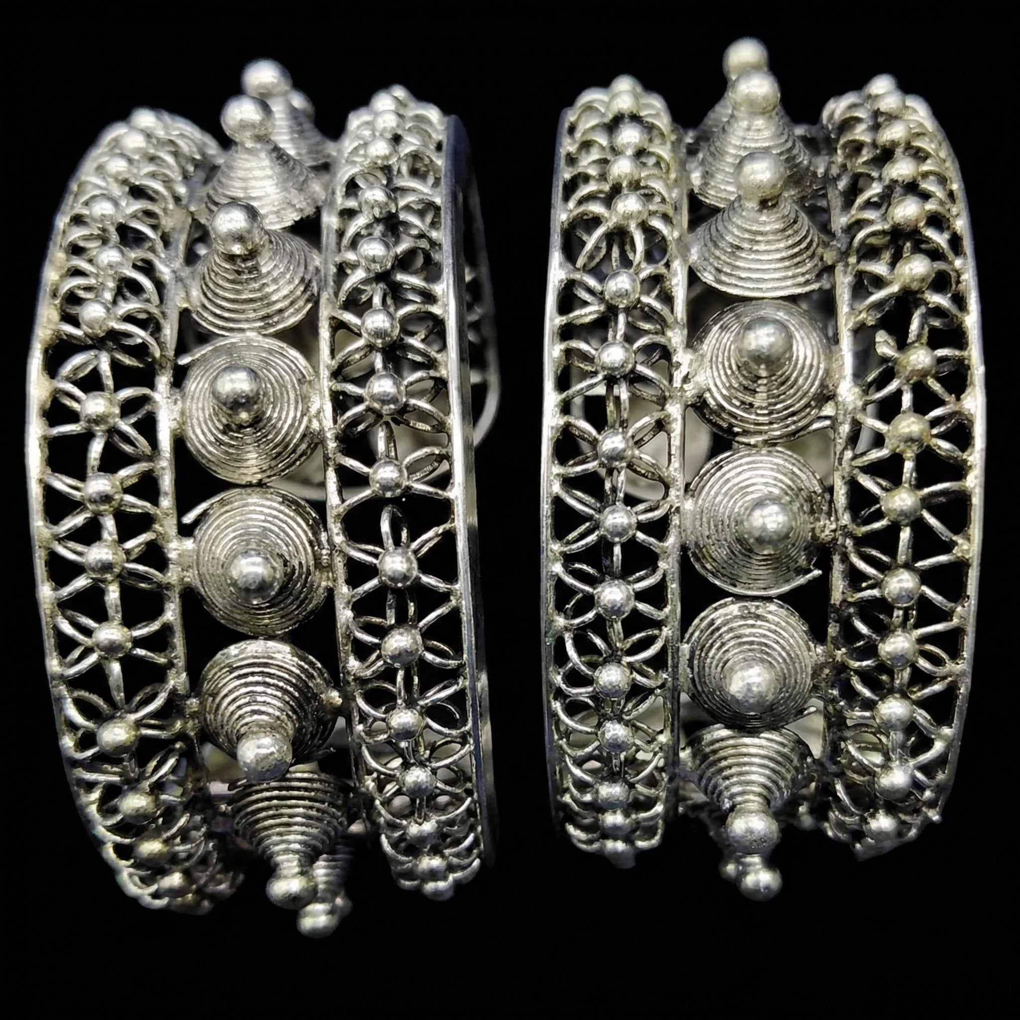 Miao Silver Wide Studded Bracelet - Ethnic Nail Design