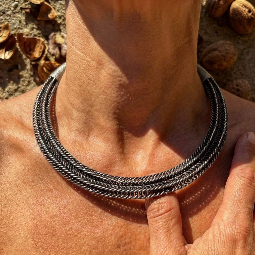 Miao Silver Choker Necklace - Eight-Sided Filigree Design